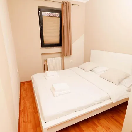 Lu With Free Parking Koper