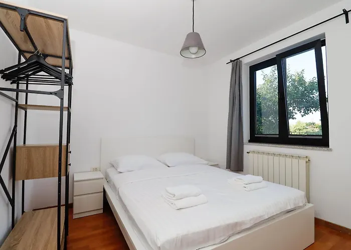 Lu With Free Parking * Κόπερ