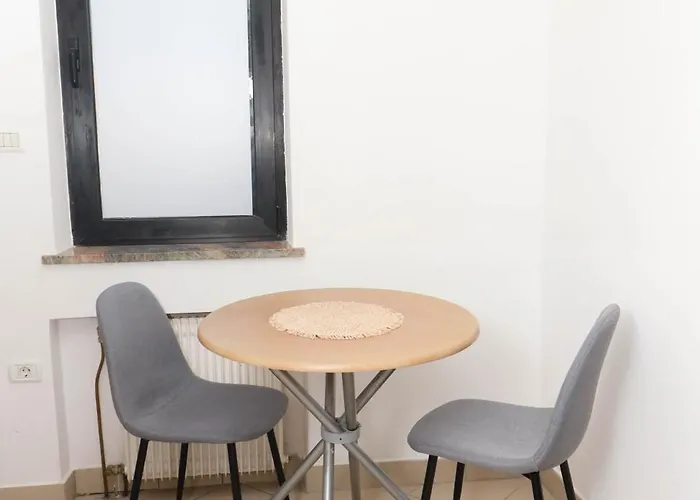 Lu With Free Parking Διαμέρισμα